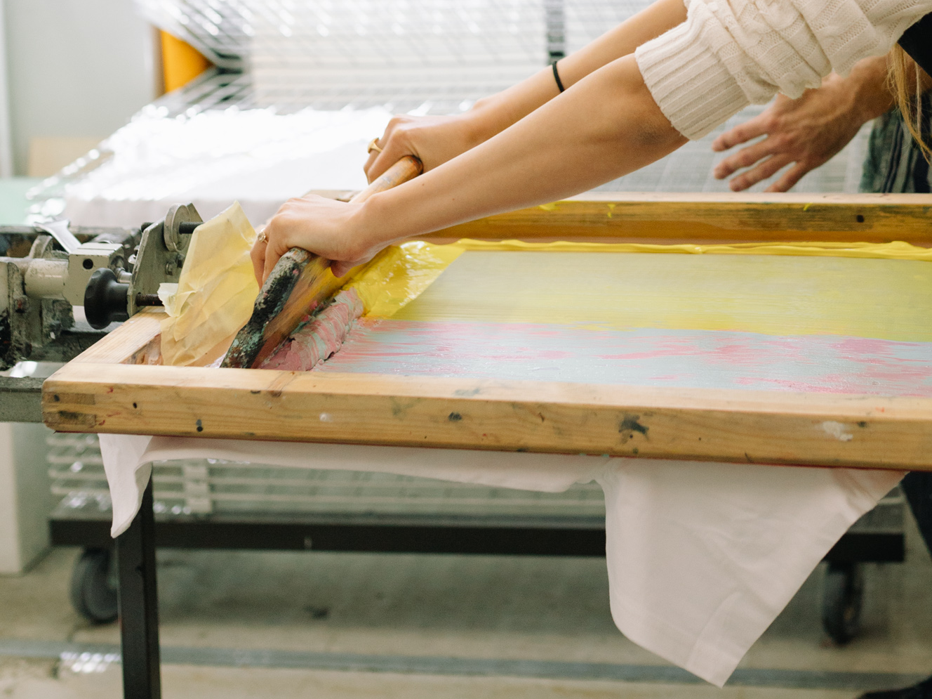 Szitanyomás az ipar- és a képzőművészetben. Textil vagy vászon?