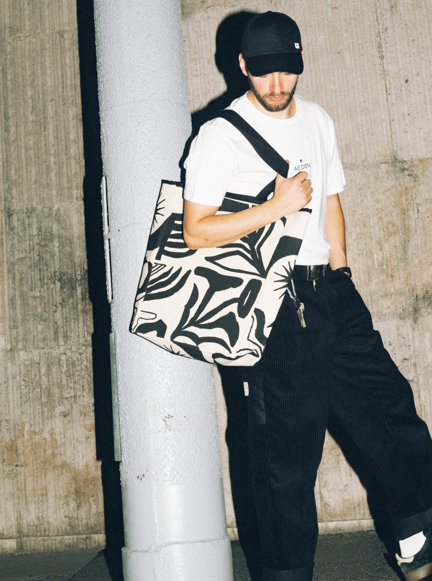 AEDEN shopper