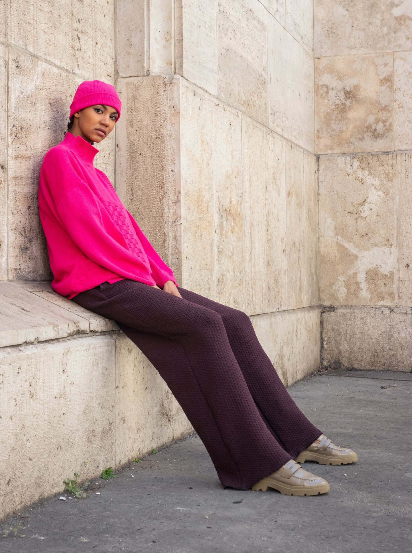Burgundy knitted loose women's pants