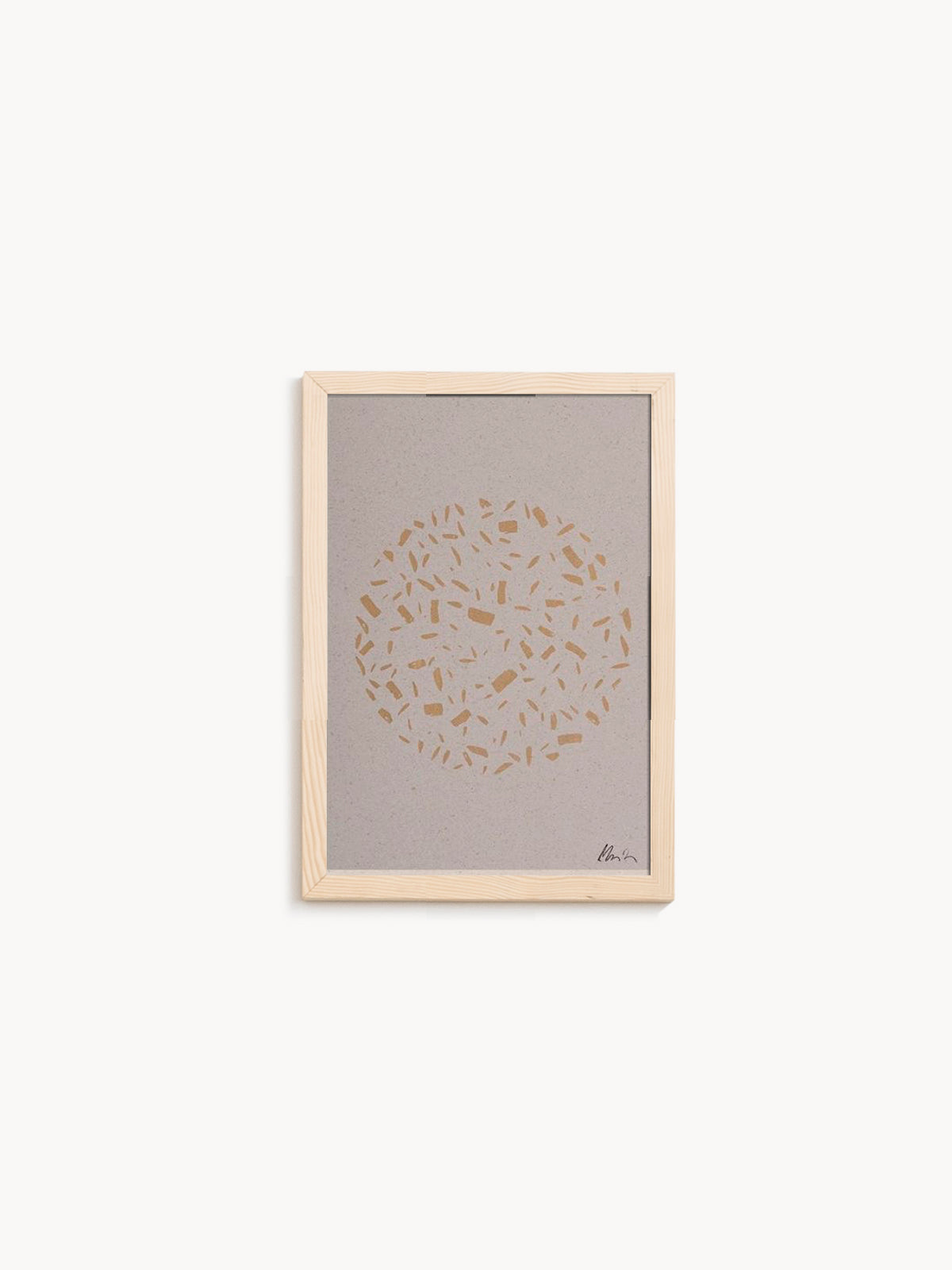GOLDEN CIRCLE WITH BRUSH STROKES graphics - Zita Majoros