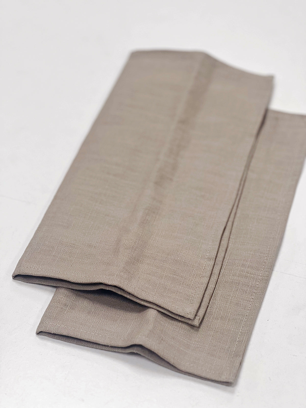 BARE linen napkins