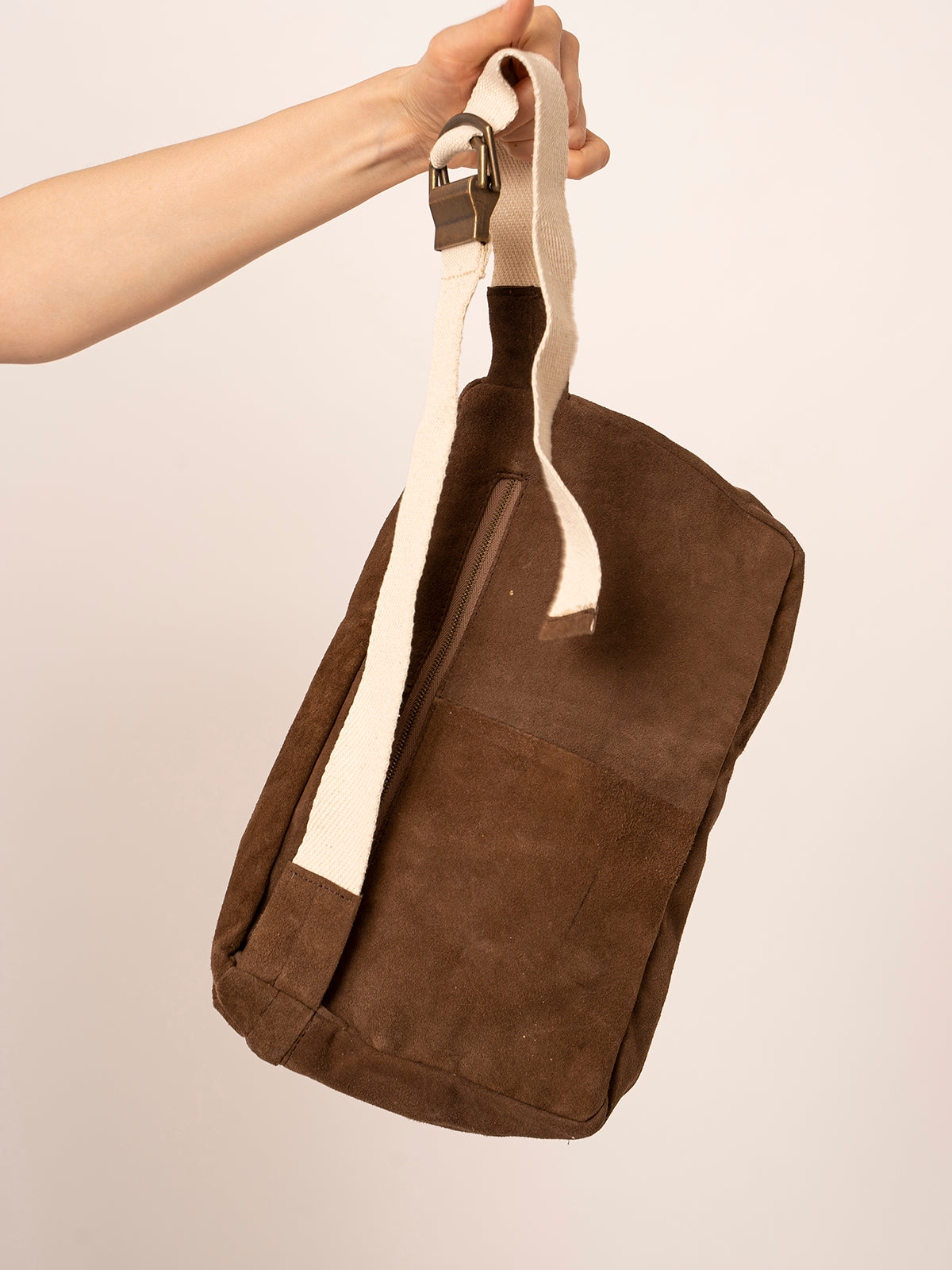 UNIQUE Recycled variable brown leather crossbody/belt bag