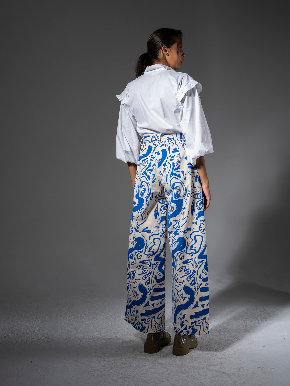 Women's loose pants with natural blue small wave pattern