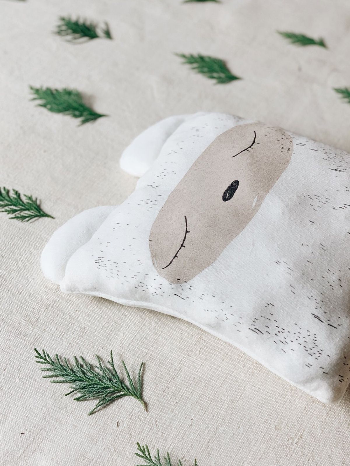 Jegesmaci párnababa