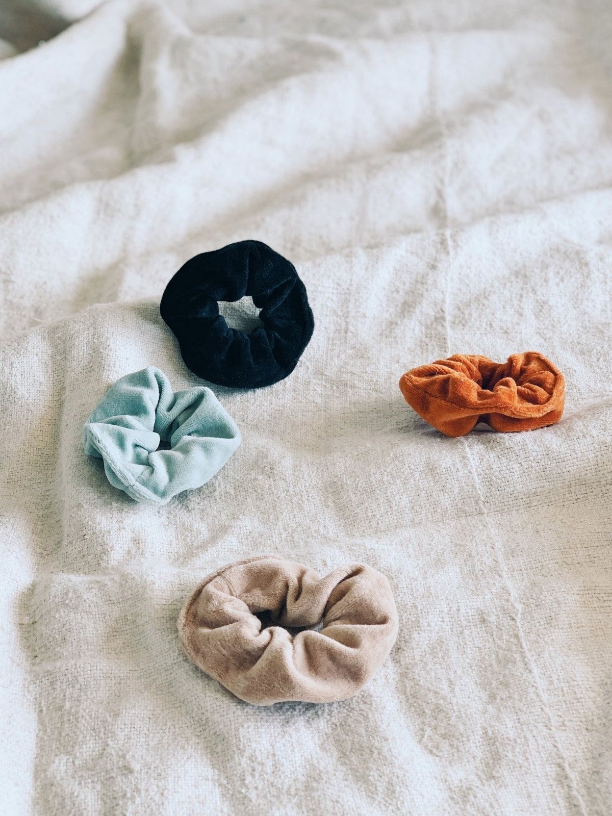 Scrunchie - hair tie