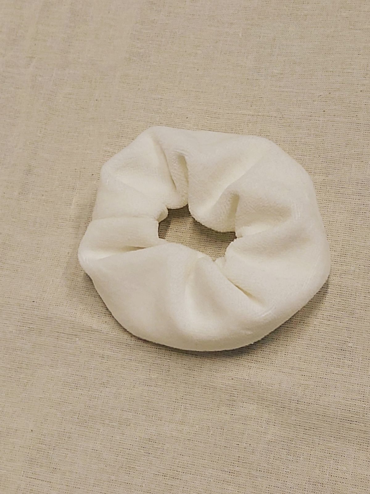 Scrunchie - hair tie