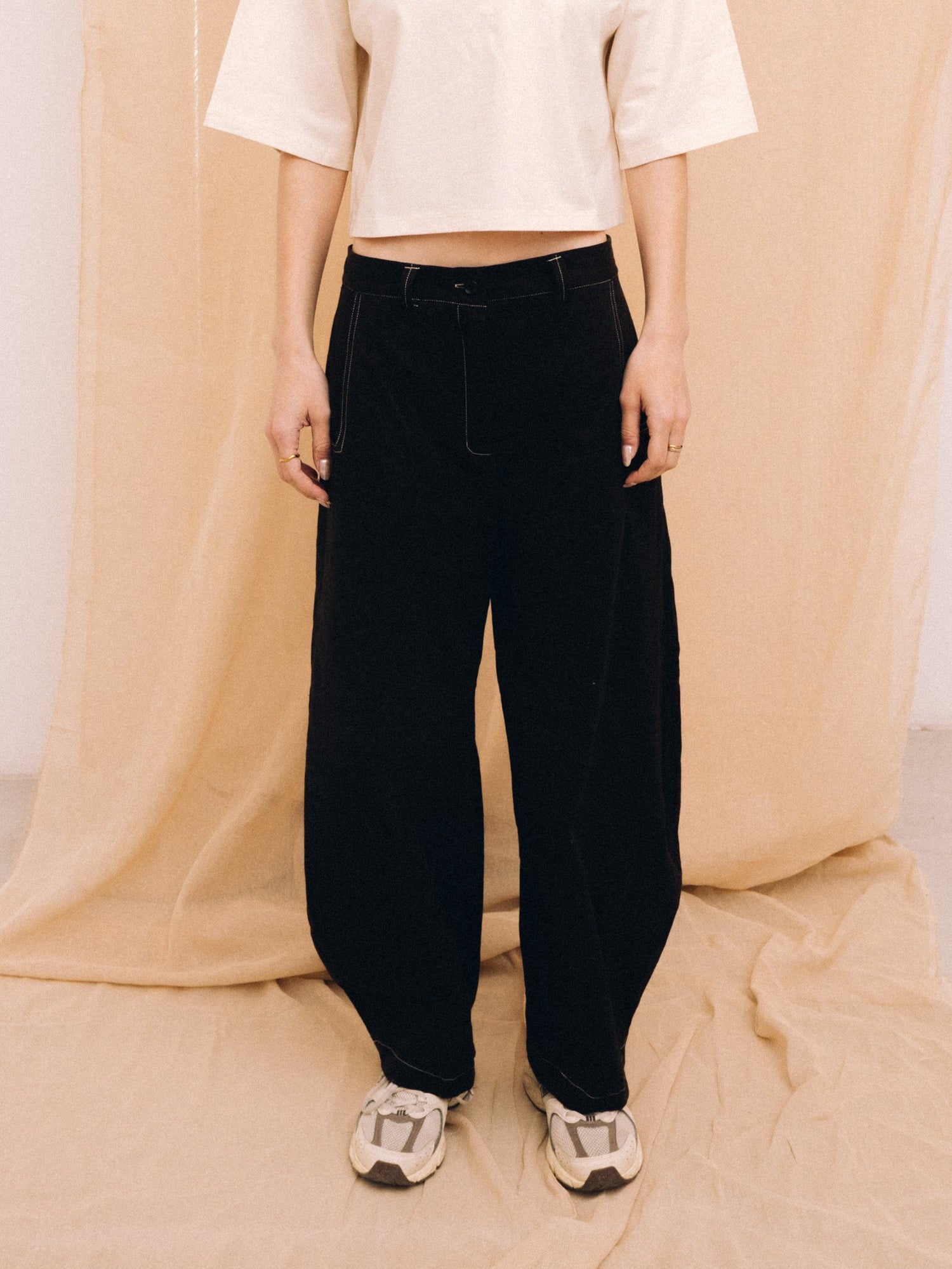 Barna női barrel nadrág