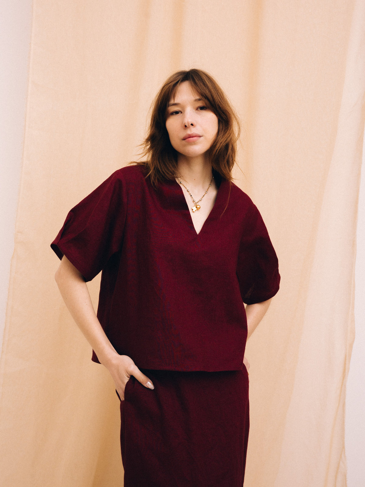 Burgundy linen women's short-sleeved blouse