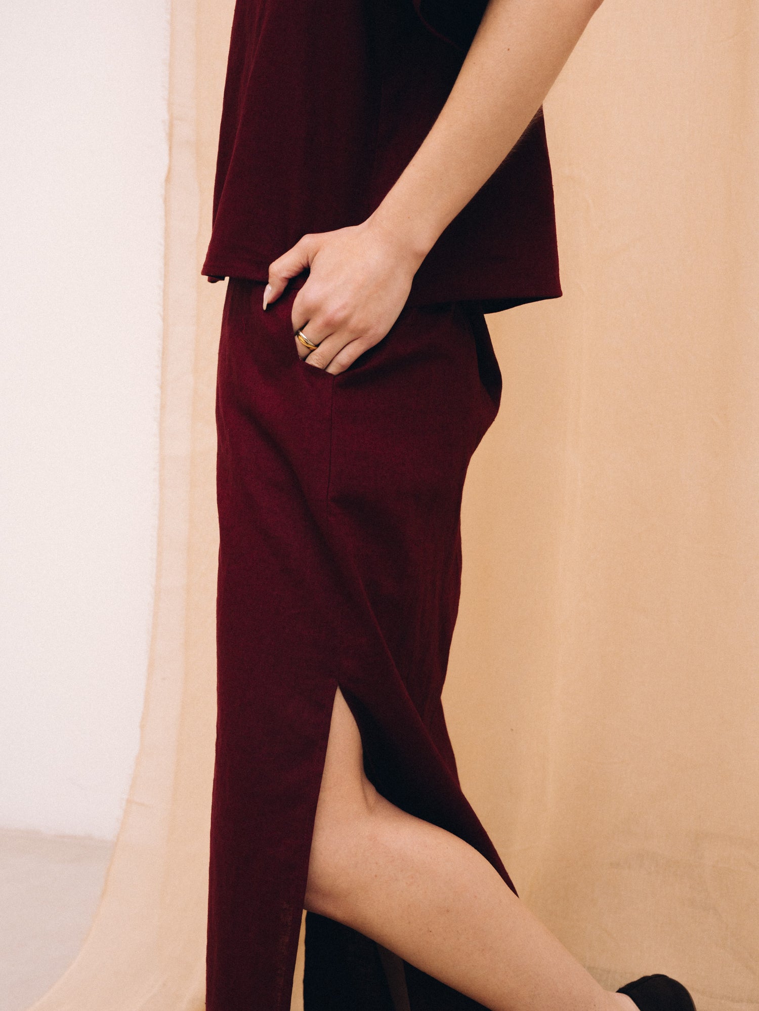 Burgundy linen women's maxi skirt