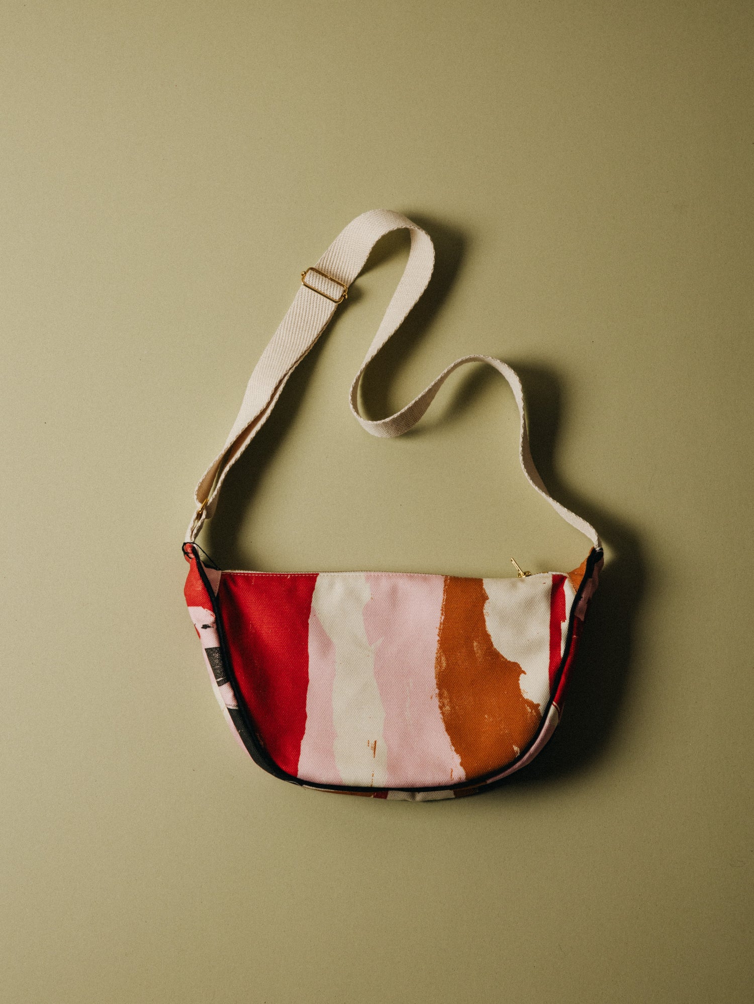 Rythmes secrets semicircle bag
