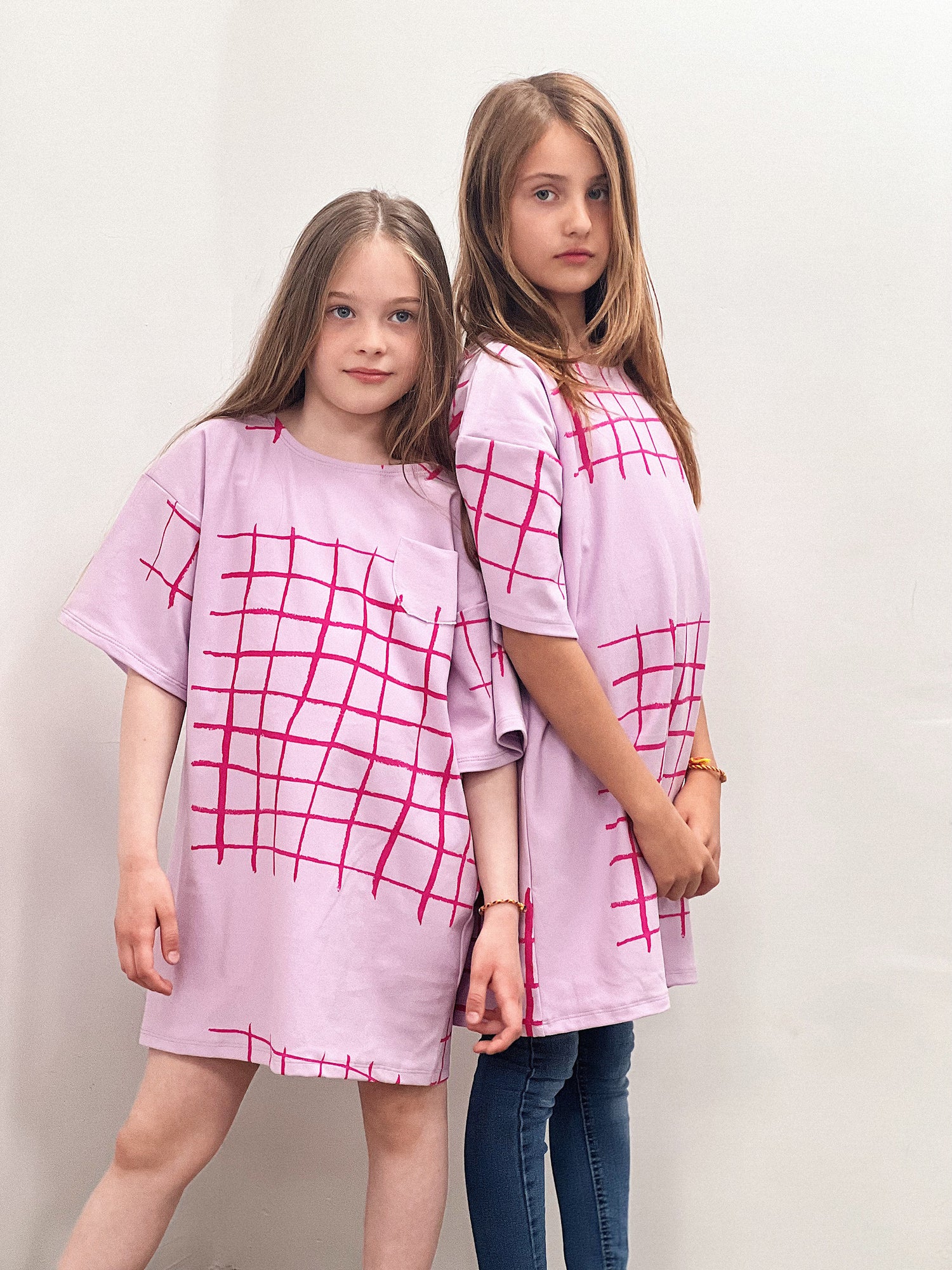 Grid purple short-sleeved children's t-shirt dress