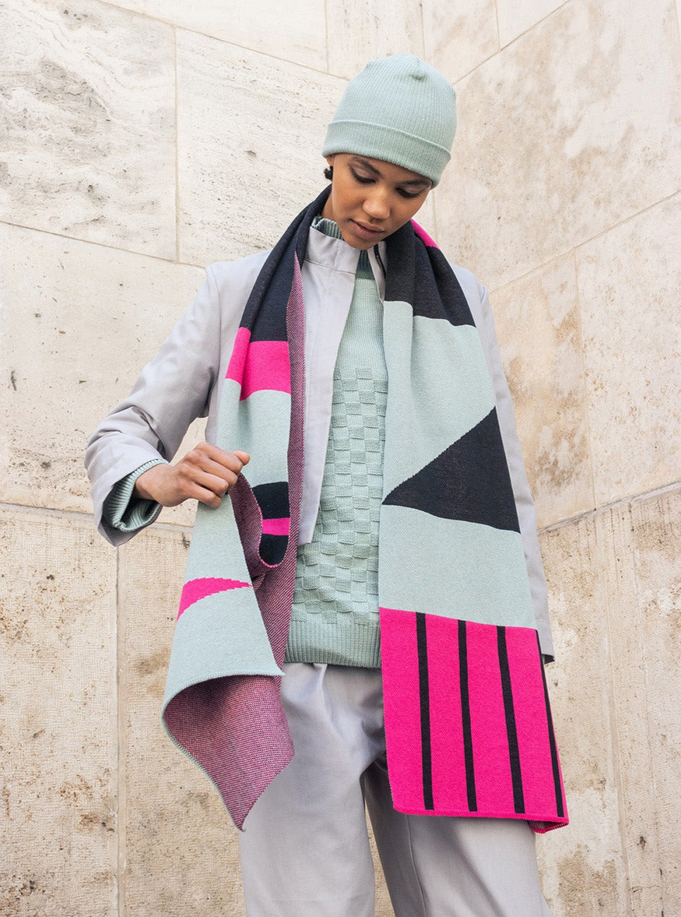 Geometric knitted unisex scarf
