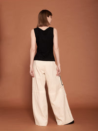 Fekete női ujjatlan póló - ARCHIVE