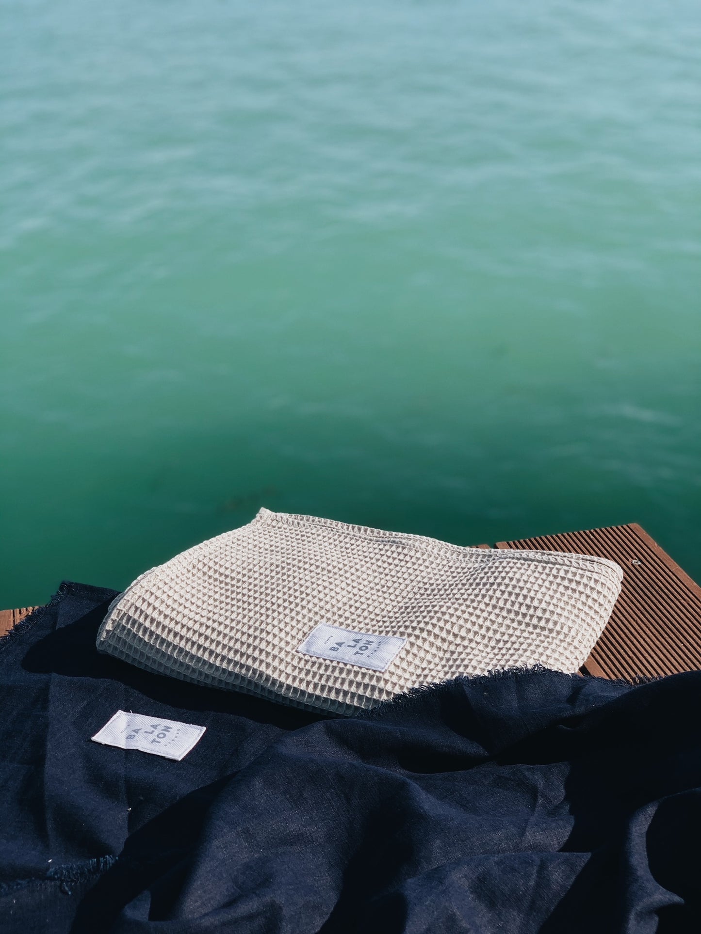 BEACH Lake Balaton beige waffle towel