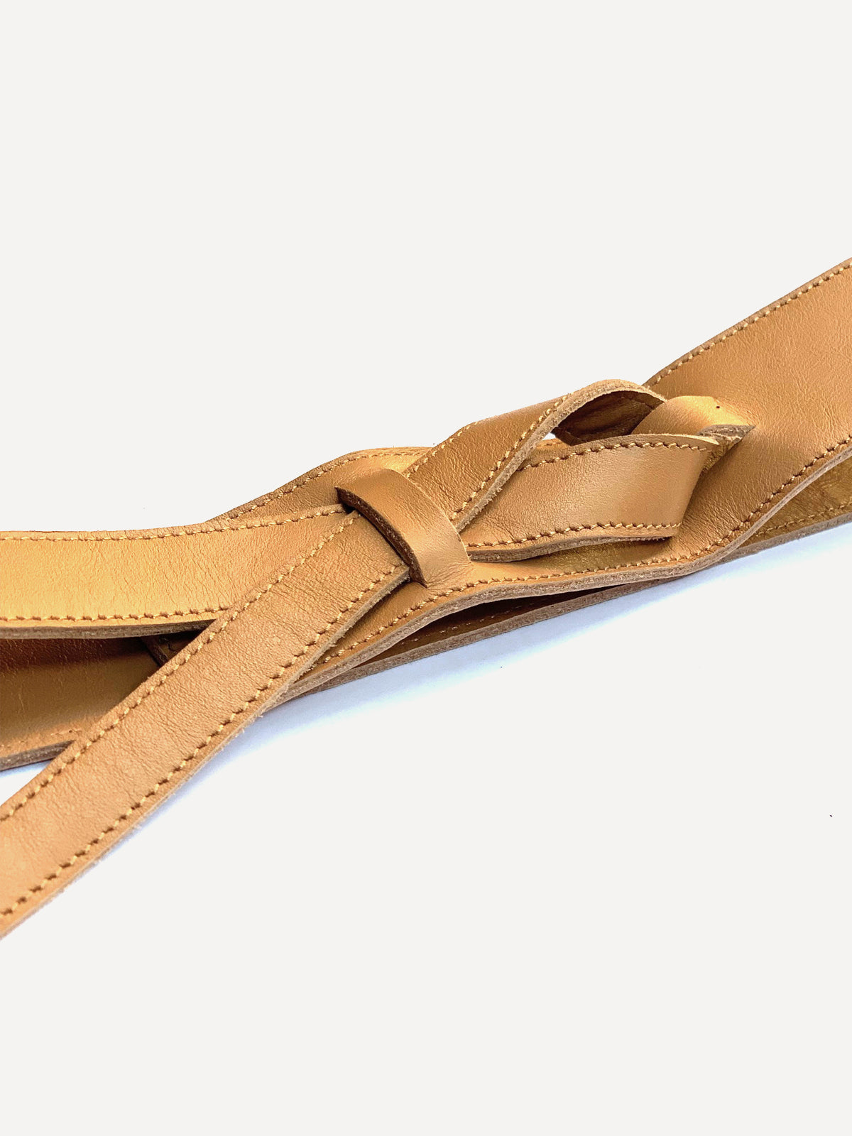 Knotted brown women's leather belt