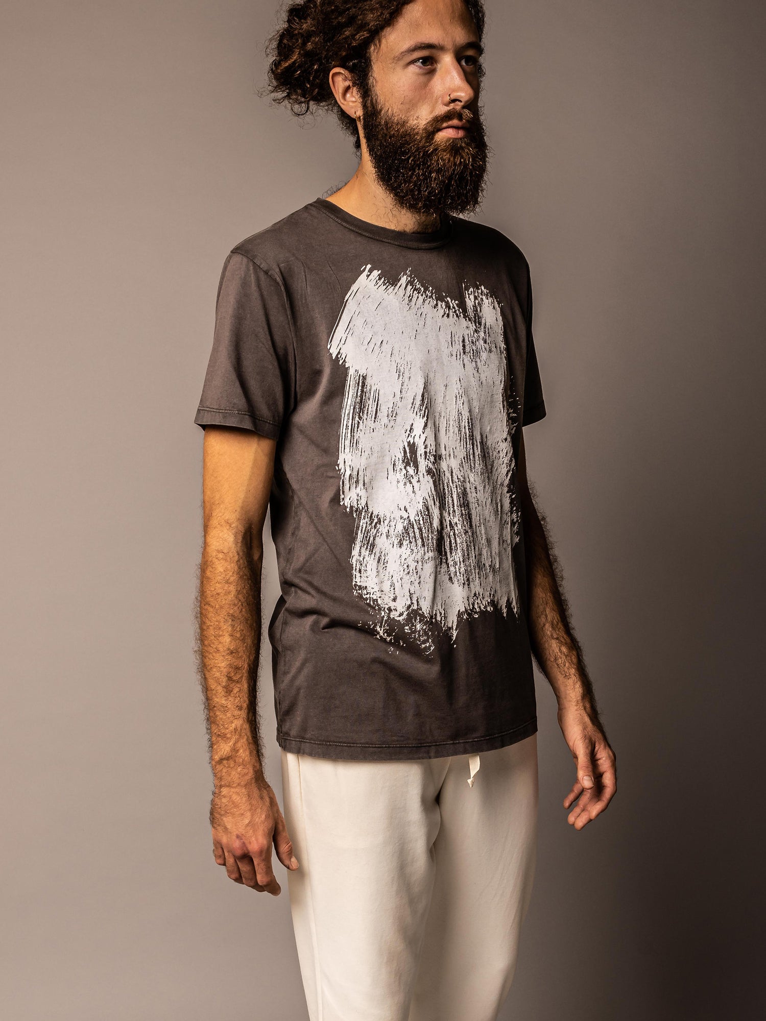 Gray men's t-shirt with Free Brush pattern